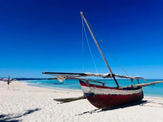 gomadatoursnosybe-excursion-nosy-iranja-02
